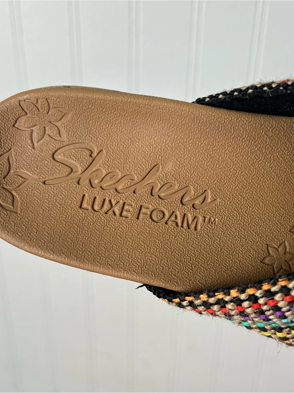 Skechers Luxe Foam Wedge Sandals size 8
